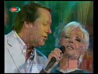 Mavi Dünyam Benim Ömre Bedeldir...Gönül Yazar