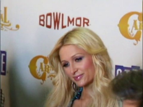 SNTV - Paris Hilton takes to her Twitter
