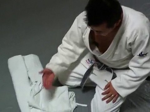 Folding Your Judo & Brazilian Jiu-Jitsu (BJJ) Gi