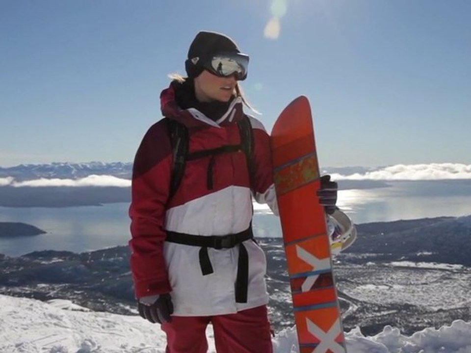 Robin Van Gyn rides the Envi Roxy Snowboard.