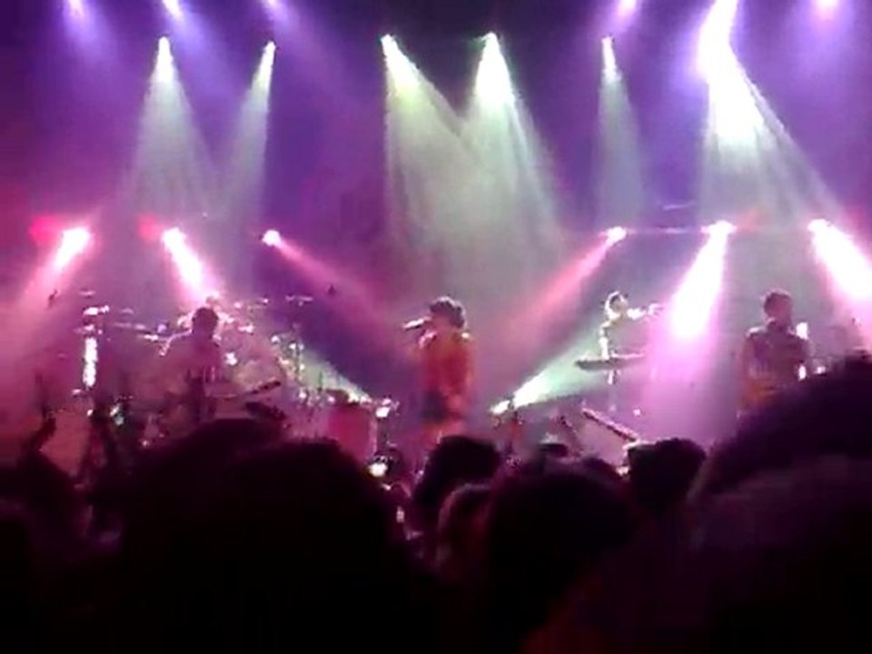 Superbus - Concert Happy BusDay - Addictions