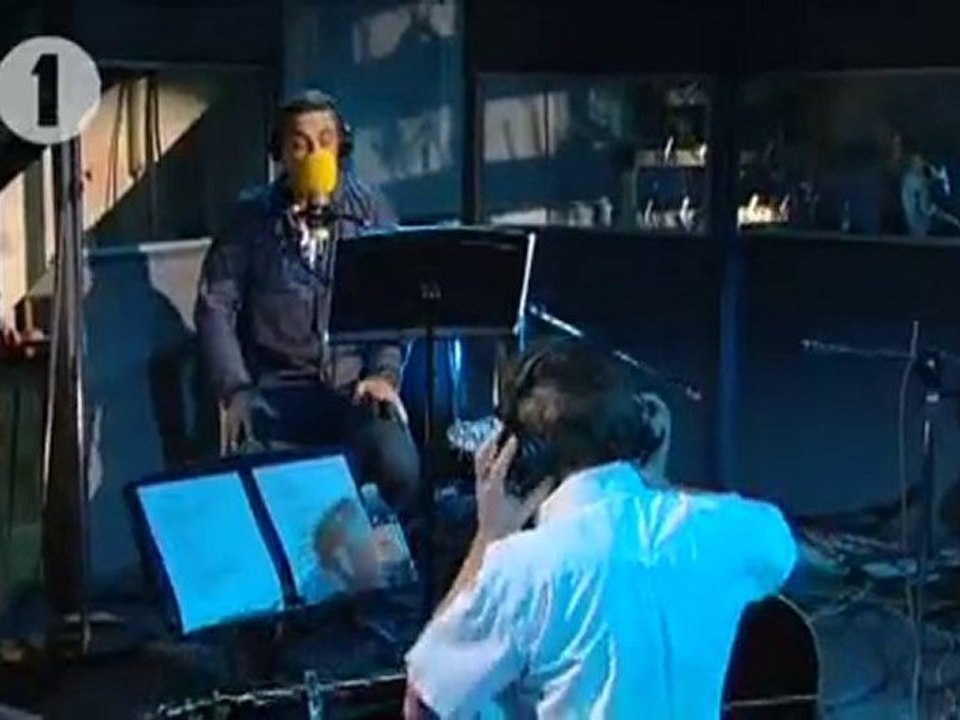 Robbie Williams   Human (The Killers)   Live Lounge