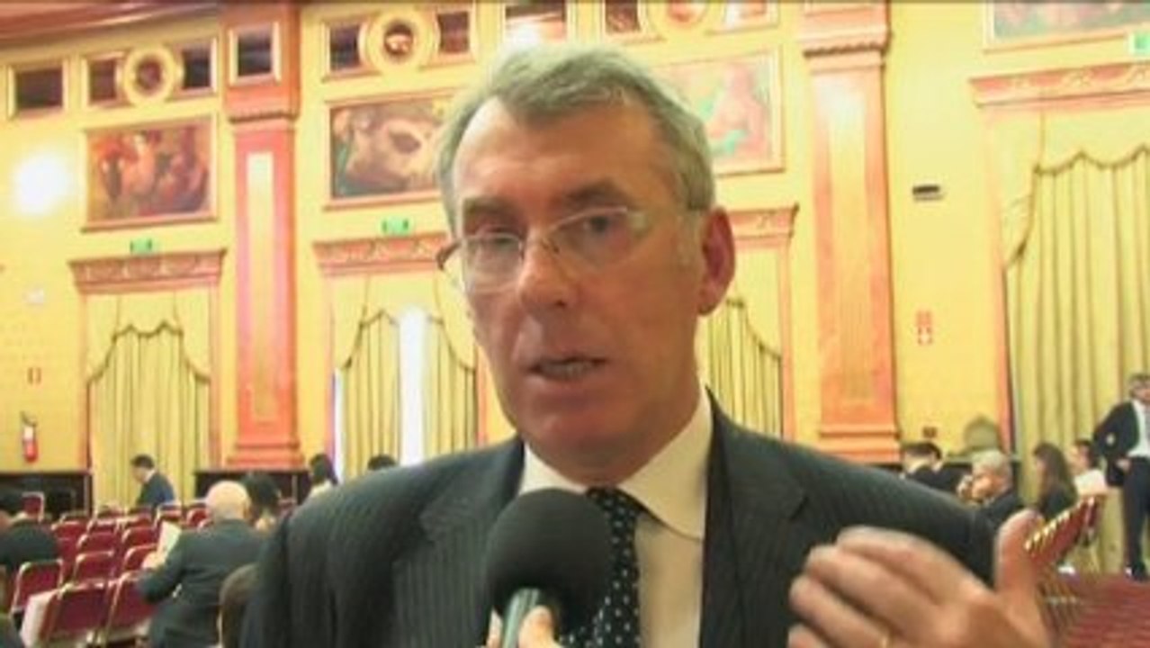 CareerTV.it: Neolaureati in Mediobanca