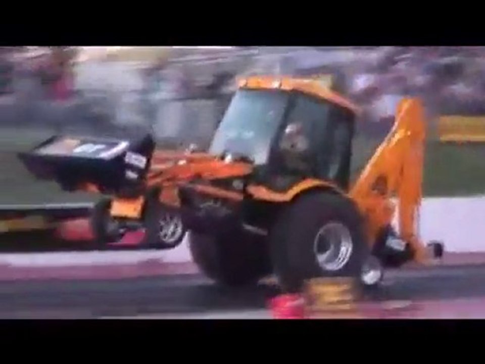 Dünya'nın En Hızlı İş Makinası - GarageTurkey.Net