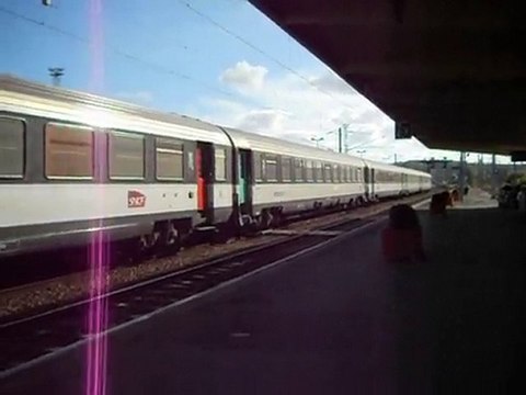 um de bb 67400 arzens avec 9 voitures corails intercités