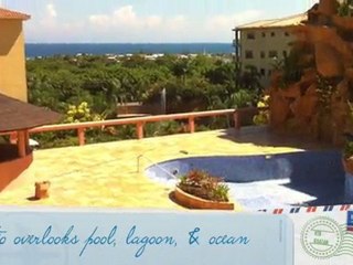 The Pineapple Grill in Roatan, Honduras