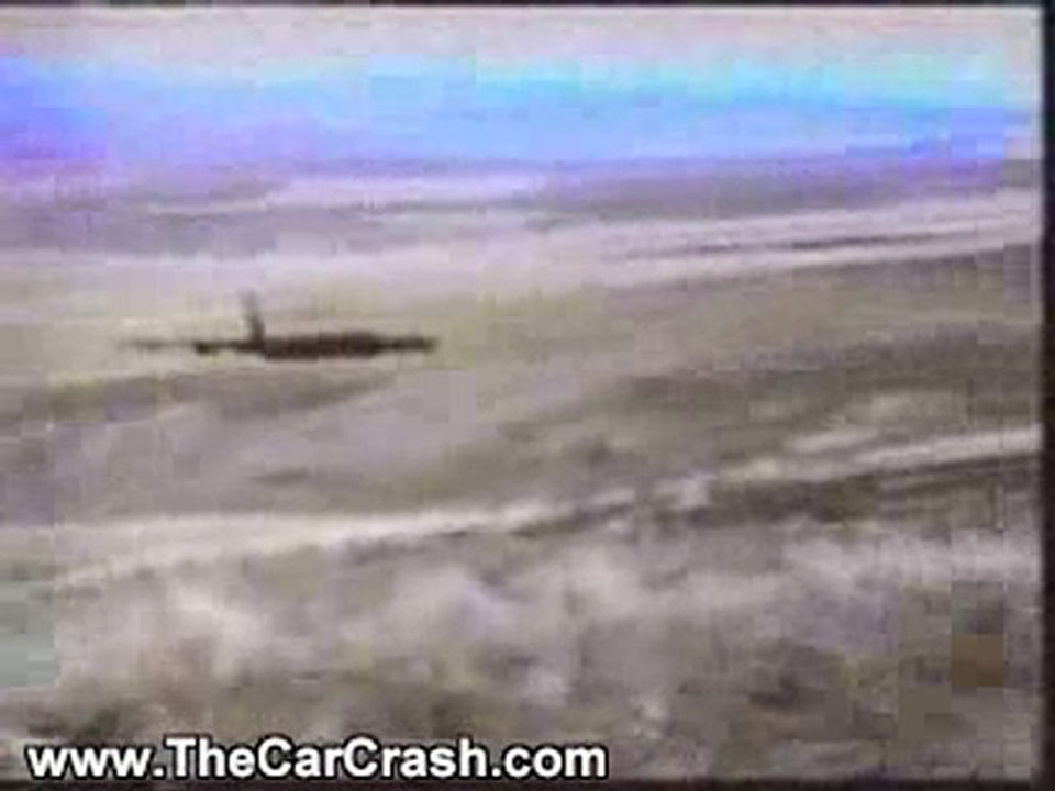 The Car Crash: B52 Bomber Crashes with 4 Senior Officers