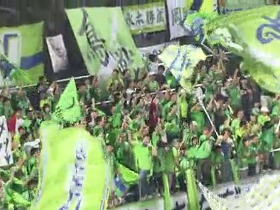 ガイナーレ鳥取　スタジアム熱気！　首位攻防戦