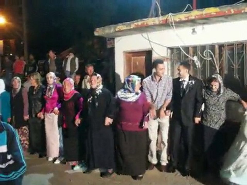 Esat Oğuzersoy Evlendi...2
