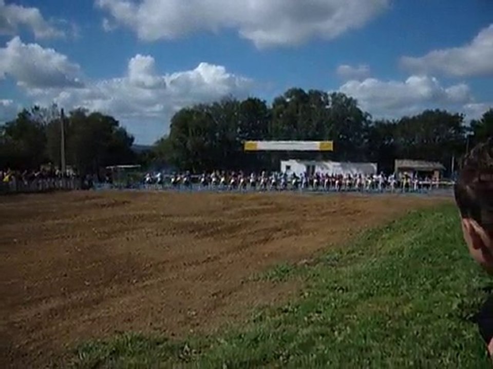 MOTOCROSS EDERN 2010 DEPART 1ERE MANCHE MX2 NATIONAL