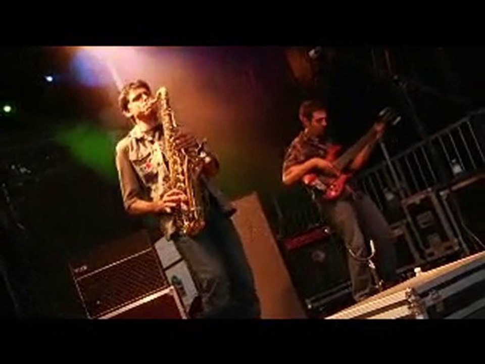 Moliendo cafe - Acapulco Gold