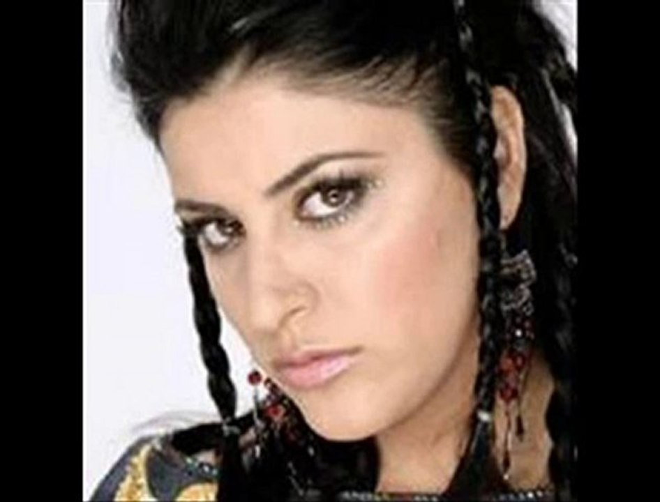 ZARA ... GEL SAR BENİ