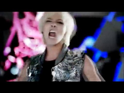 G-Dragon Heartbreaker