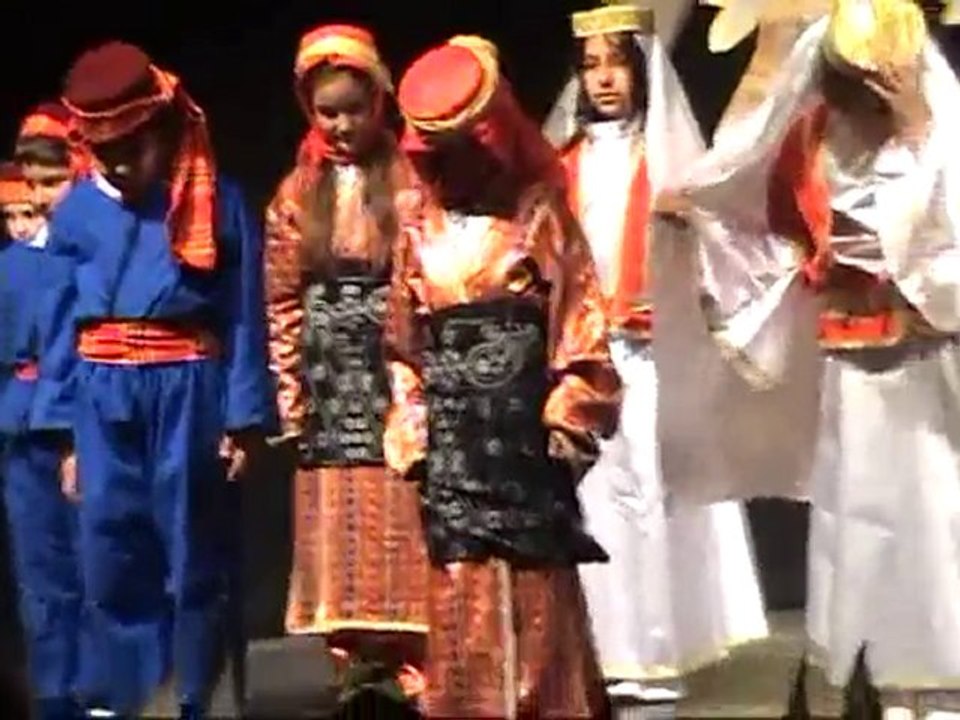 2009-2010-yılsonu-gösterisi-3