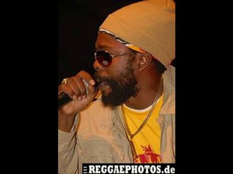 Positiv Young Loin I & JAH-THUNDER - Who Jah Bless