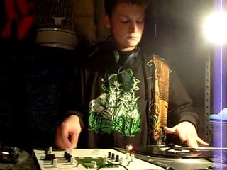 NA2S FEAT MC ANTOINE CHEZ DJ WILLY