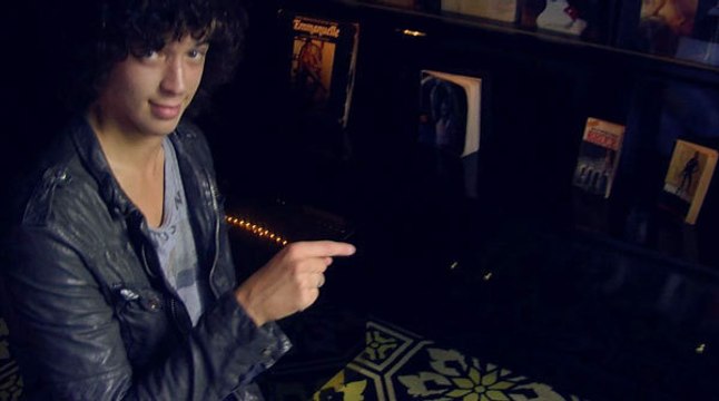 Джулиан перетта. Miracle джулиан перретта. Julian perretta. Julian perretta фото. Substitution perretta.