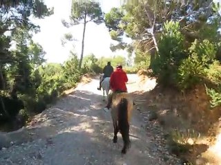 Moune goes riding !!! Keep away !!!