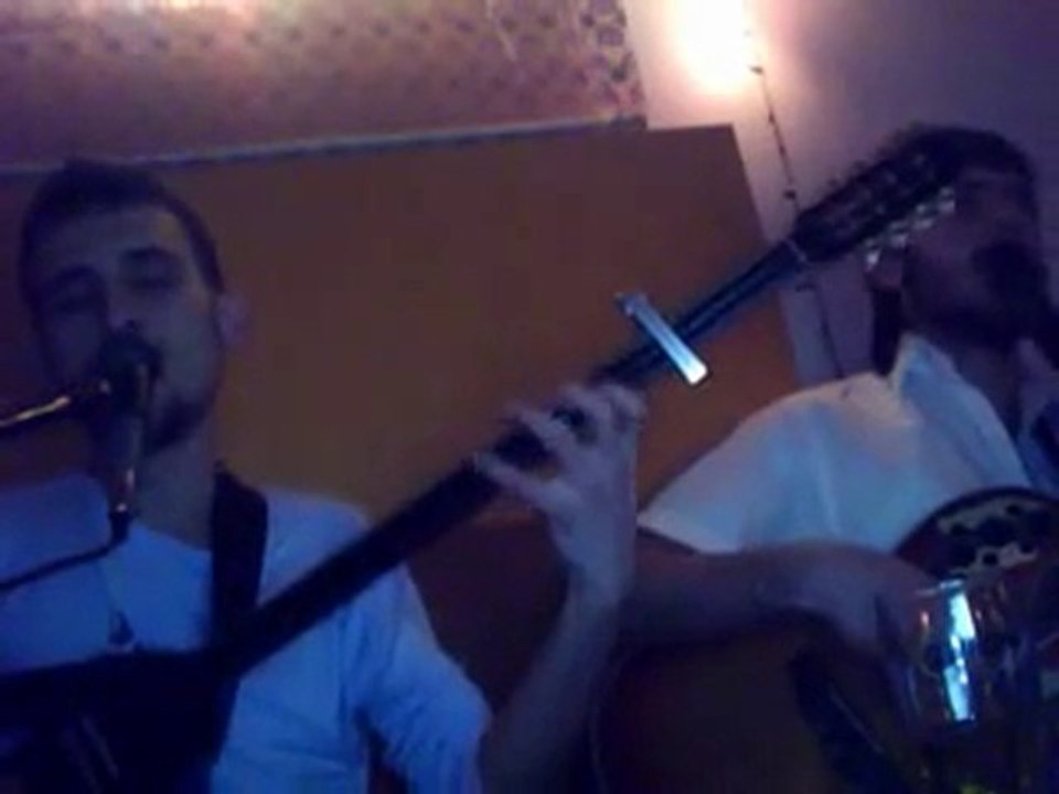 Bir Fidan Olsam Toprakta Suyum Sen Olsan