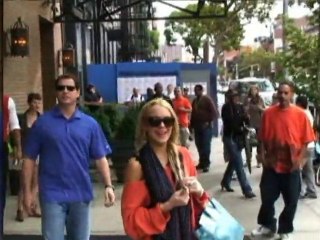 SNTV - Warrant issued for Lohan