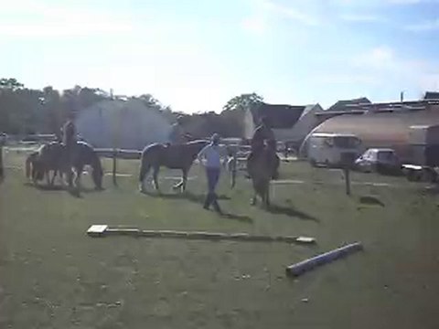 equitation western: jeux avec CELINE 19 09 2010
