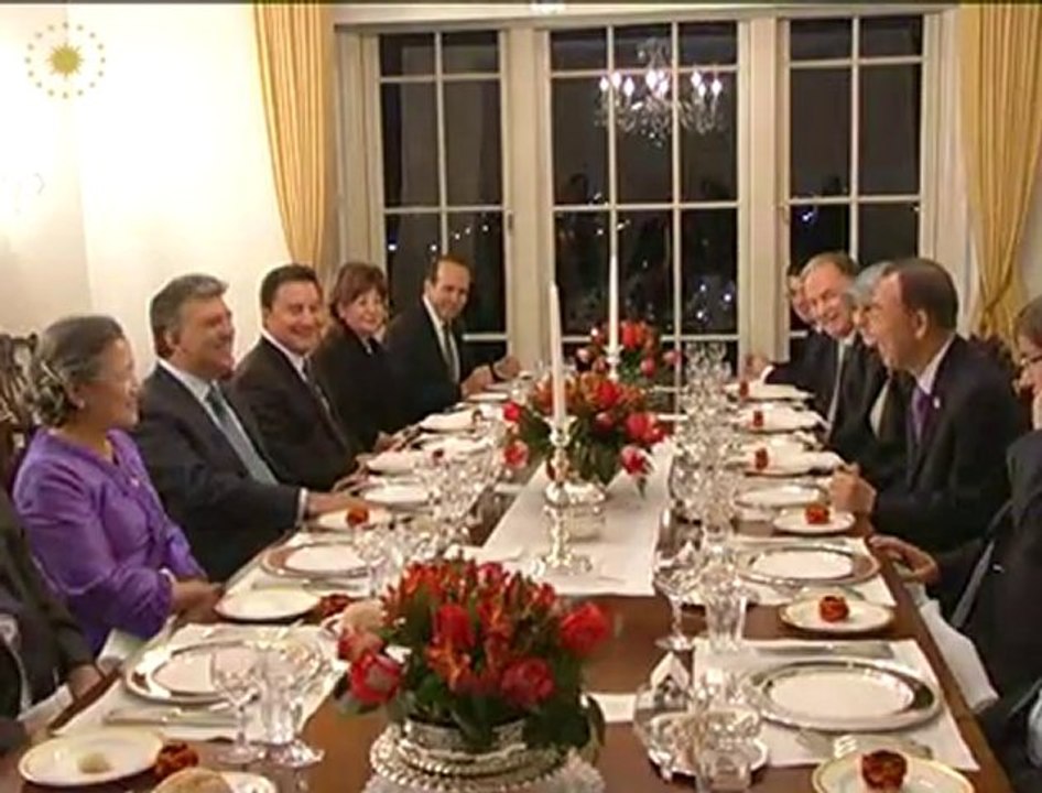 Sn. Gül, BM Genel Sekreteri Moon ile Akşam Yemeğinde