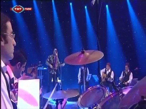 SÜMER EZGÜ SEVDAN YEDİVEREN TRT