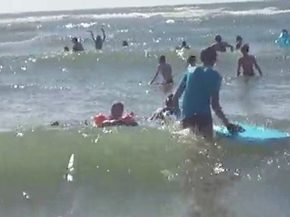 guillaume dans les vagues