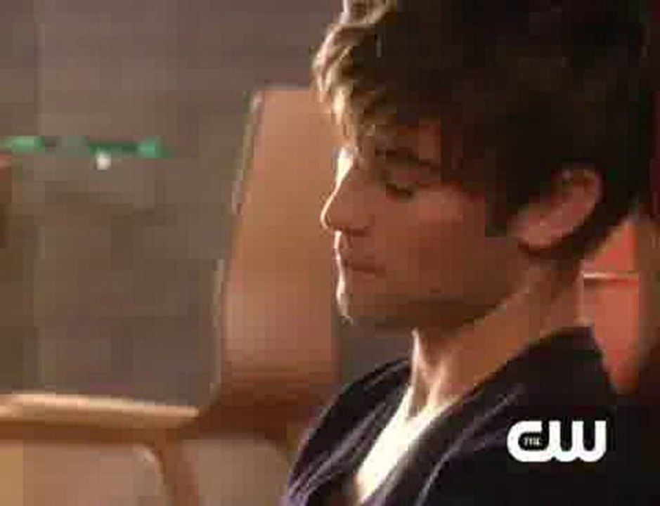 Gossip Girl Season 3 Episode 1 - Reversals of Fortune