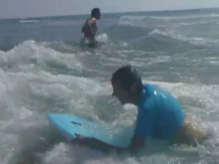 guillaume dans les vagues