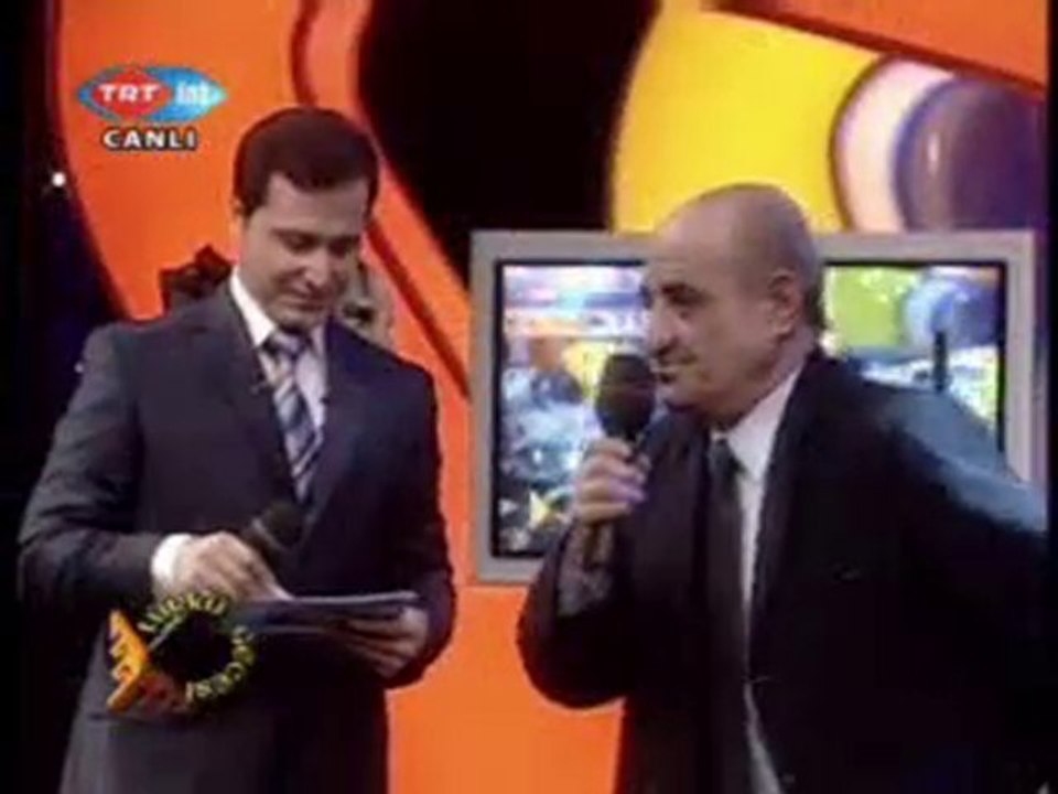 ORHAN HAKALMAZ-  Güzel Al Giyinmiş TRT