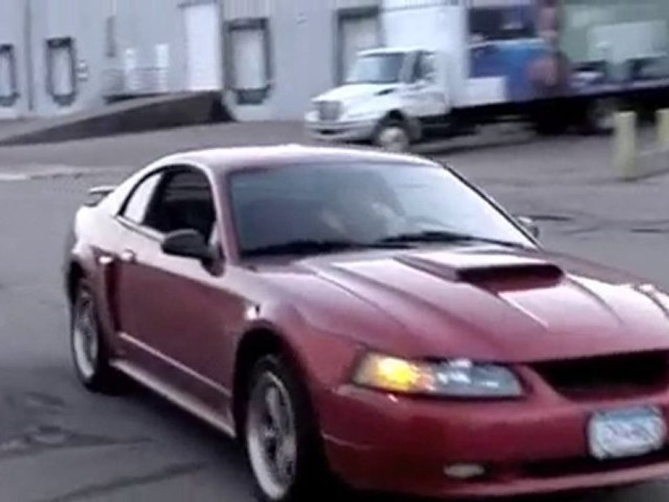 Ford Mustang Doughnut 500HP