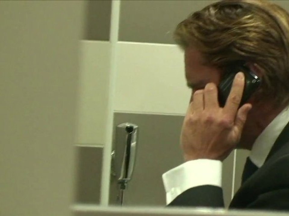 Léonard Astruk pète un plomb au vernissage de l'expo Monet