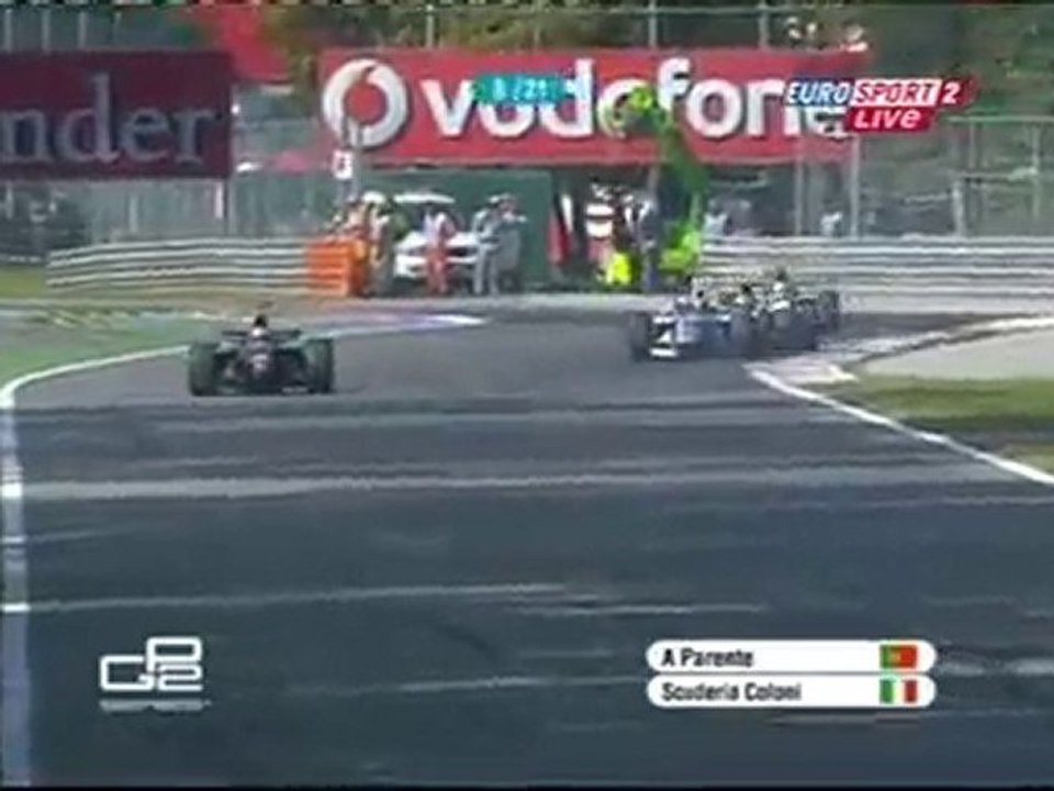 Álvaro Parente Onboard battle GP2 2010 Rd9 Italy Monza Race2