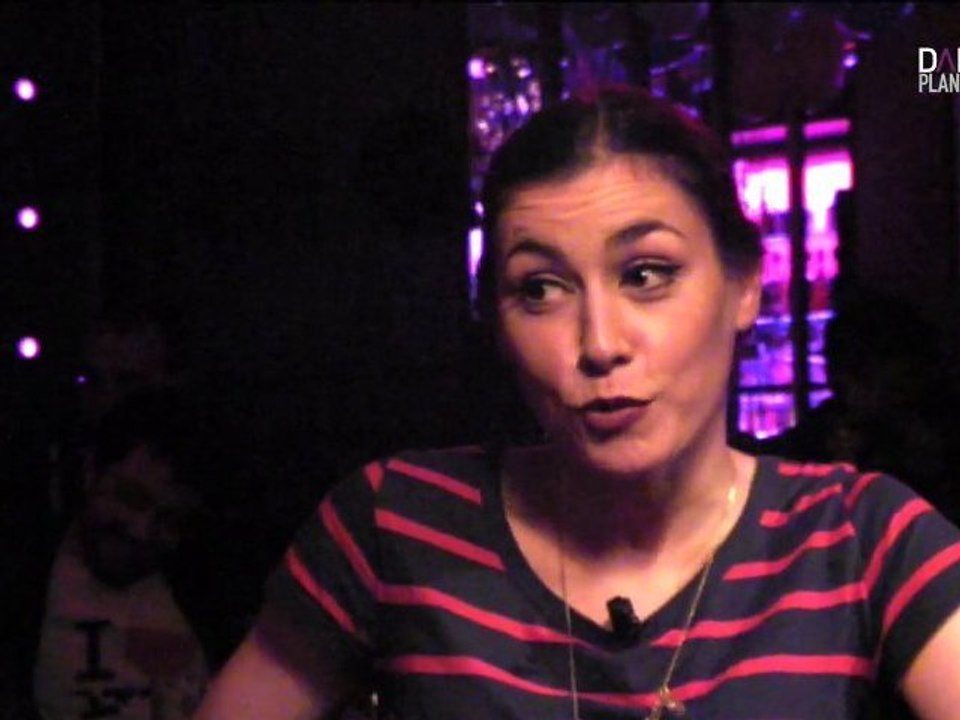 Olivia Ruiz dans le Cabinet des Curiosités