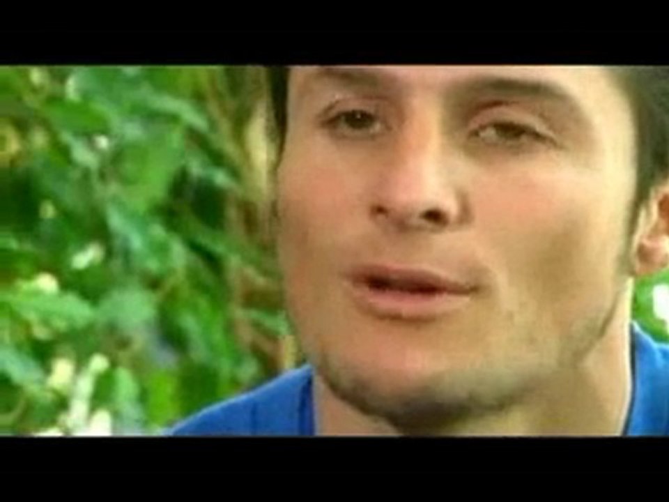 Ronaldo_s injuries in 1999 and 2000 [www.keepvid.com]