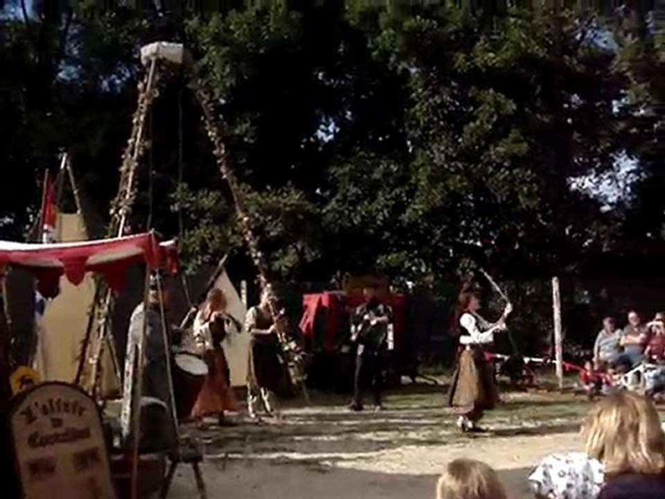 2180910  Fête médiévale à Vernouillet (28)
