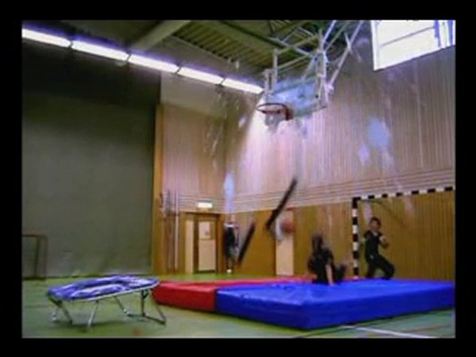 regis-slamball-dunk trop ouf