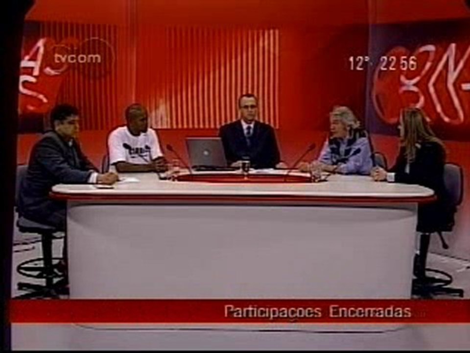 Padre Vilson Groh no programa Conversas Cruzadas da TVCOM 4