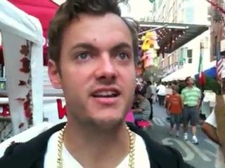 Keith Edwards Goes To A Psychic