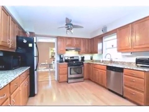 Homes for Sale - 23401 N Apple Hill Ln - Lincolnshire, IL 60