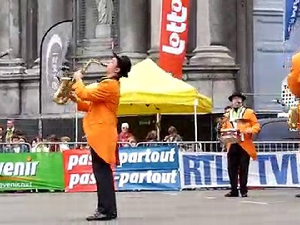 Sax-A-Fond 1