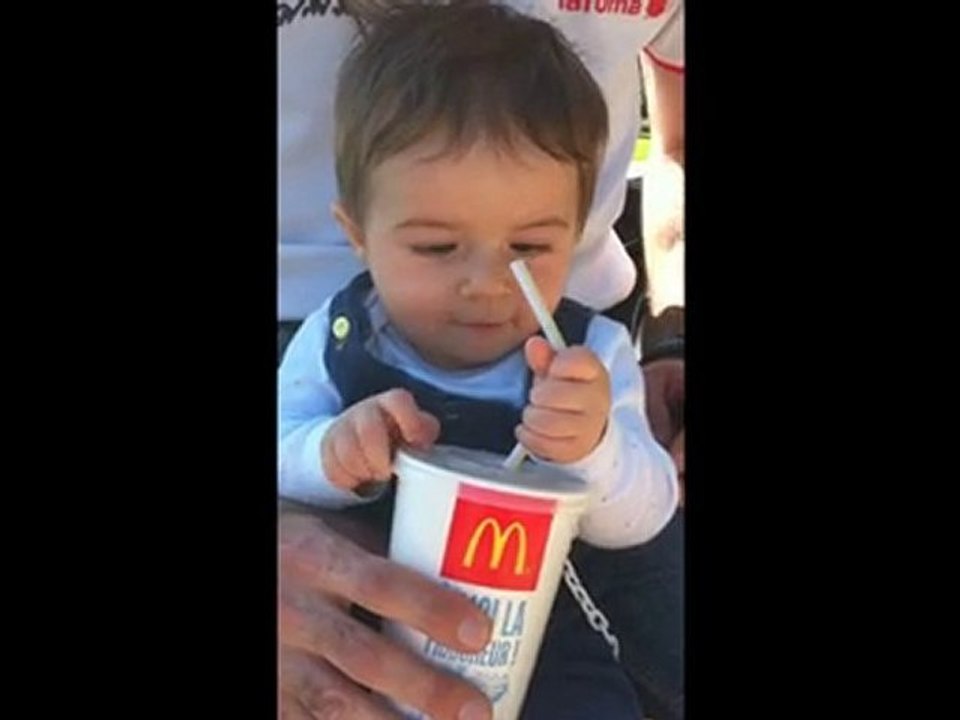 evan et son coca
