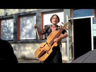 Zsofia Pesovar : "Balade enfantine. EthnoNantes"