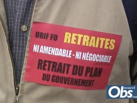 Retraites : revue de banderoles au coeur du cortège
