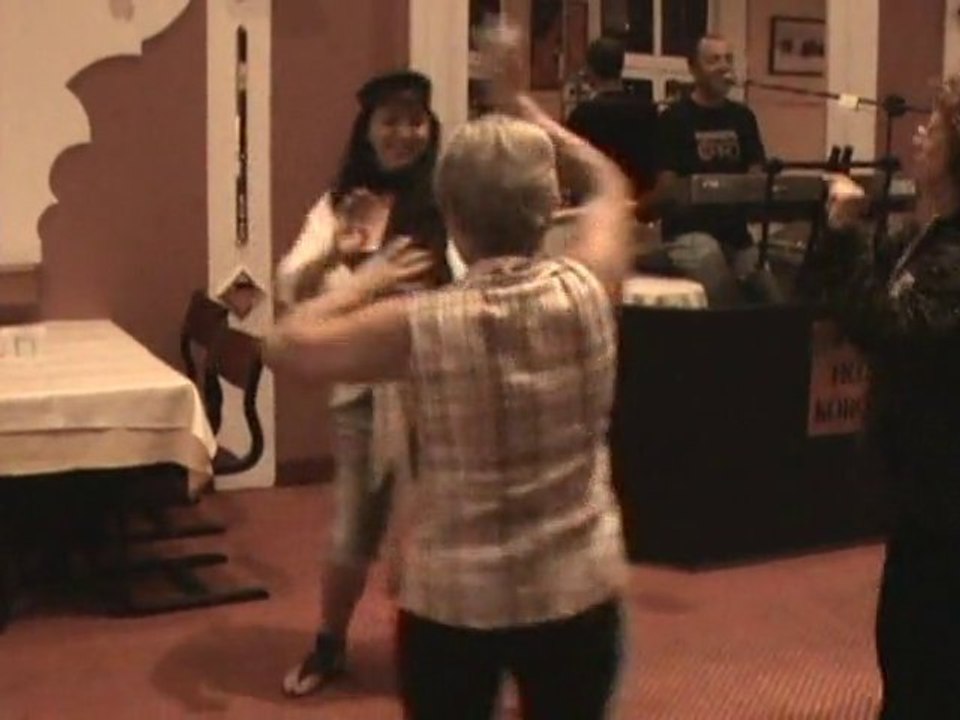 Bolu Otelde Akşam Yemeği Eğlence -Hotel Dinner Entertainment