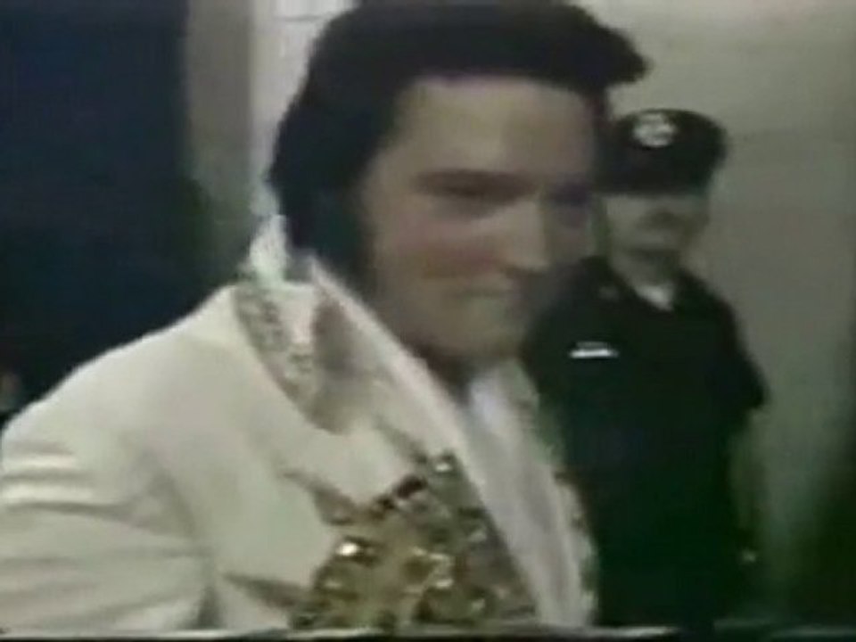 Elvis Presley His Last Concert : Drink Coke (Bass Rebooster)