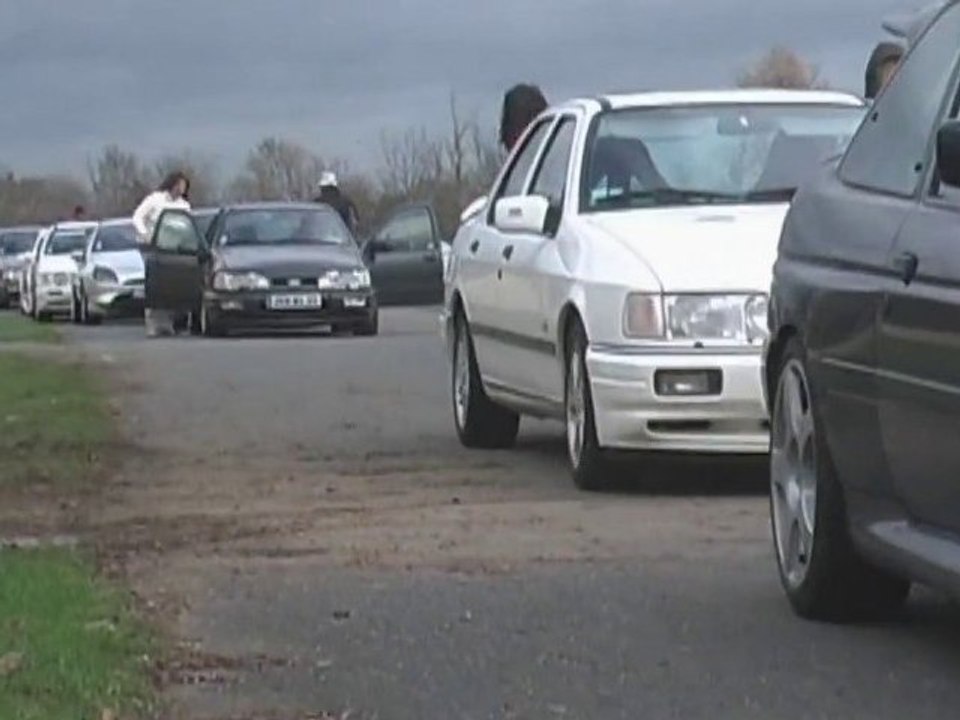 La Châtre 2009 - Club Ford Cosworth -Yves