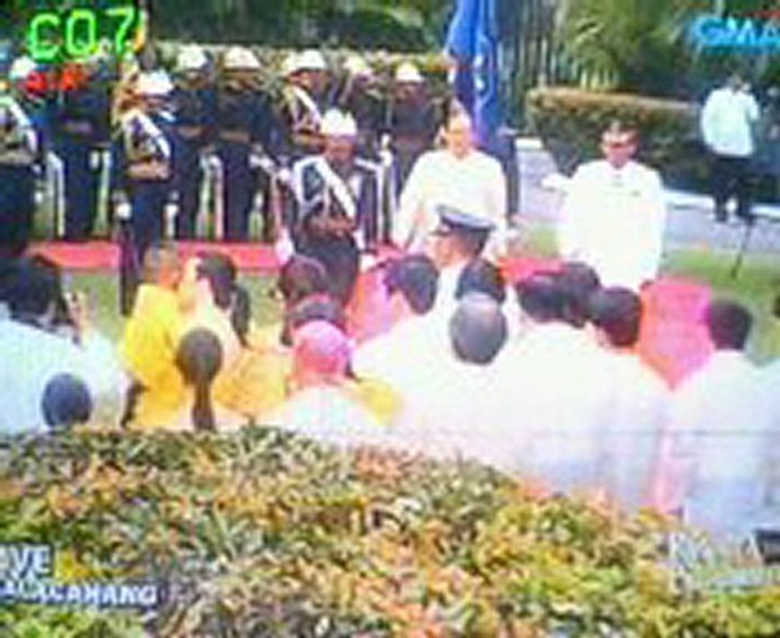 PRESIDENT-ELECT NOYNOY AQUINO