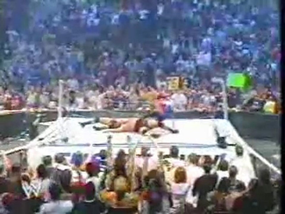 ils explosent un ring